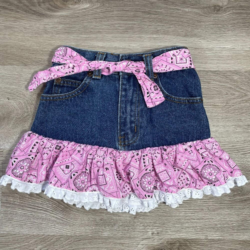 Kids Korral Girl's Ruffle Skirt Size 4